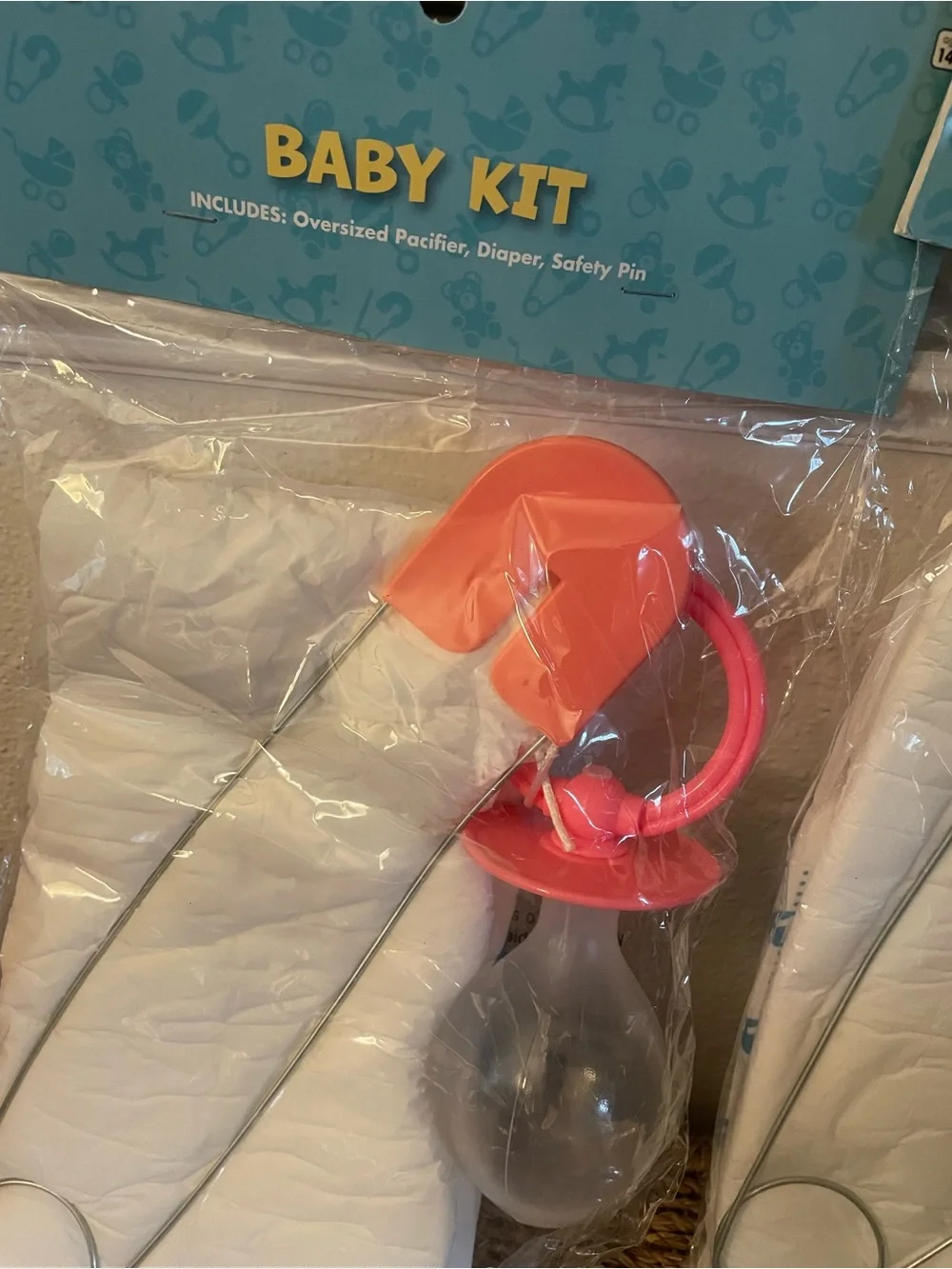 SPIRIT Baby Kit with Pacifier and Diaper - Pink and Blue - Picture 2 of 10
